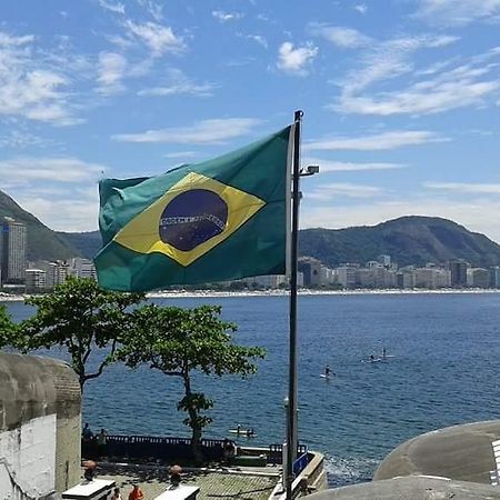 Copacabana Uma Quadra Da Praia Rio de Janeiro Esterno foto