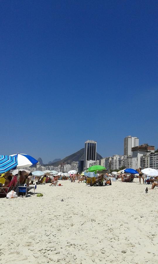 Copacabana Uma Quadra Da Praia Rio de Janeiro Esterno foto
